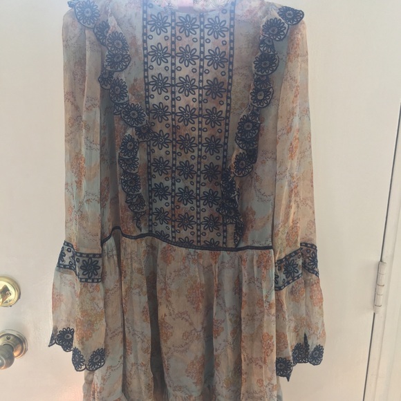 Gorgeous ..just came in - Picture 2 of 3